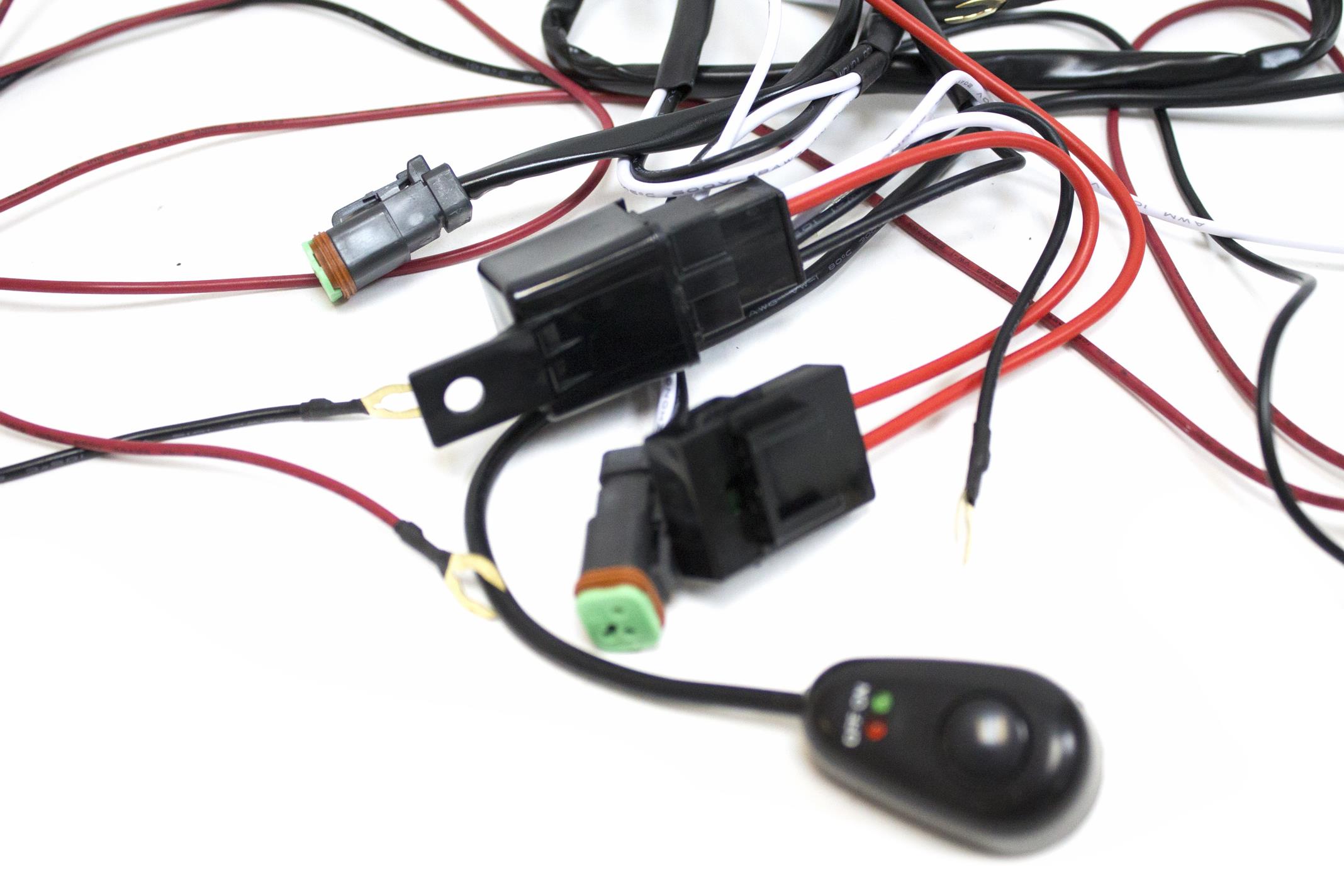 Комплект проводки "redBTR" для подключения 2-х дополнительных LED-фар (с кнопкой, реле 40А)
